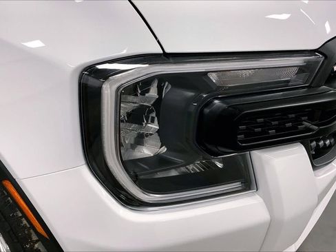 New 2025 Ford Ranger XL w/ Trailer Tow Package RWD image 13