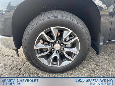 Used 2024 Chevrolet Silverado 1500 LT AWD/4WD image 10