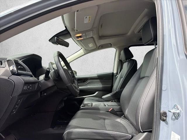 Used 2025 Honda Odyssey Elite image 11