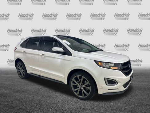 Used 2018 Ford Edge Sport w/ Equipment Group 401A image 2