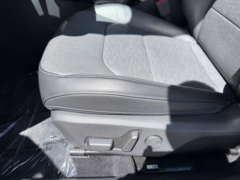 Used 2023 Kia Niro Wave w/ Wave Preserve Package FWD image 30