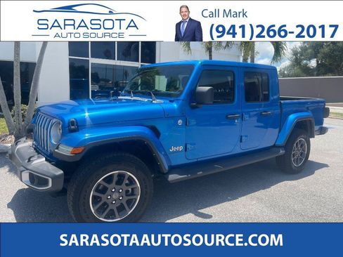 Used 2022 Jeep Gladiator Overland w/ Popular Equipment Package AWD/4WD image 1