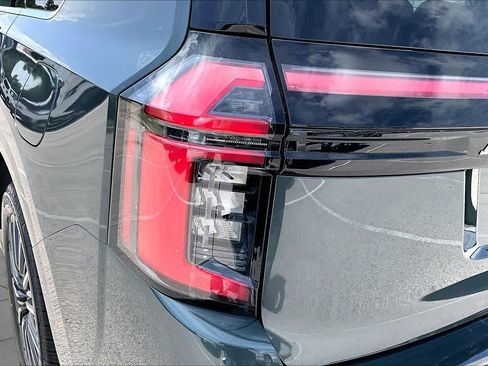 New 2026 Nissan Armada Platinum Reserve AWD/4WD image 14