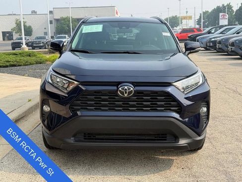 Used 2020 Toyota RAV4 XLE w/ All Weather Liner Package AWD/4WD image 8