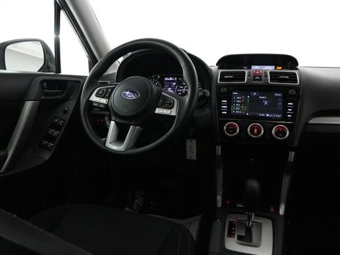 Used 2018 Subaru Forester 2.5i Premium AWD/4WD image 10