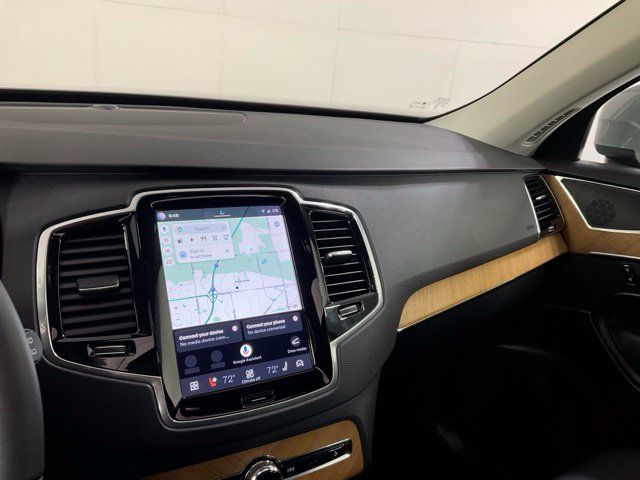 Certified 2025 Volvo XC90 T8 Plus AWD/4WD image 16