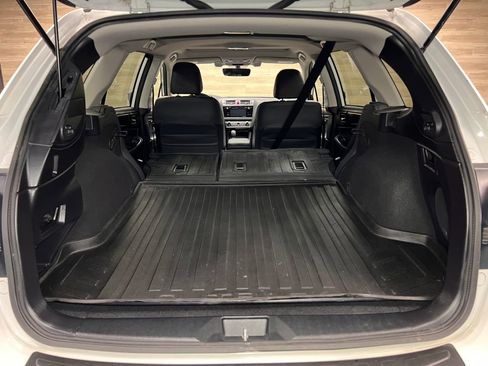 Used 2017 Subaru Outback 2.5i Limited image 25