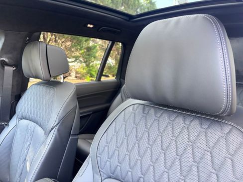 New 2026 BMW X7 M60i AWD/4WD image 16