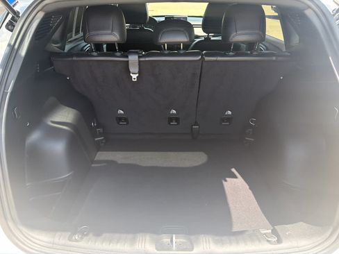 Used 2023 Jeep Compass Latitude AWD/4WD image 28