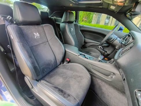 Used 2017 Dodge Challenger R/T Scat Pack w/ Leather Interior Group RWD image 50