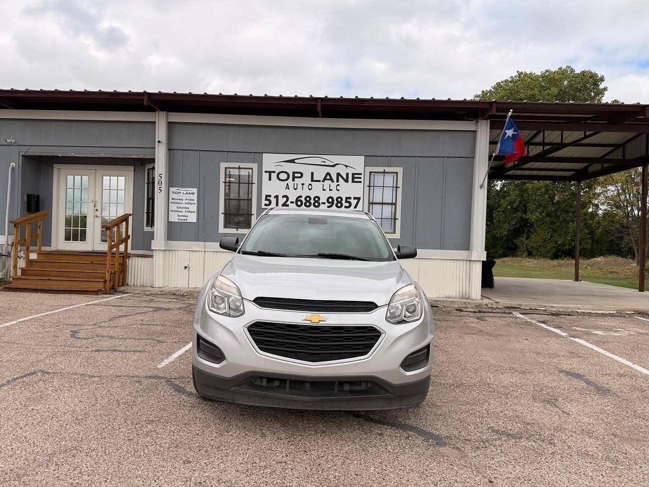 Used 2017 Chevrolet Equinox LS FWD image 3