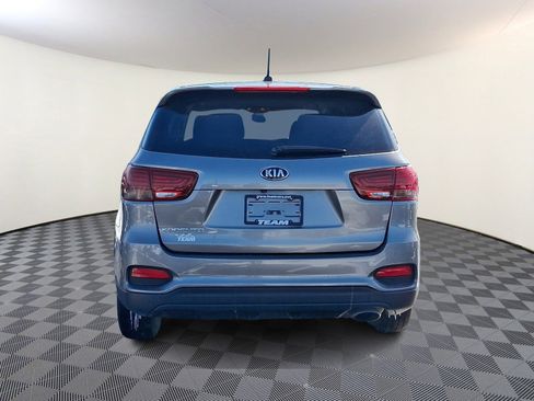Used 2019 Kia Sorento AWD V6 image 5