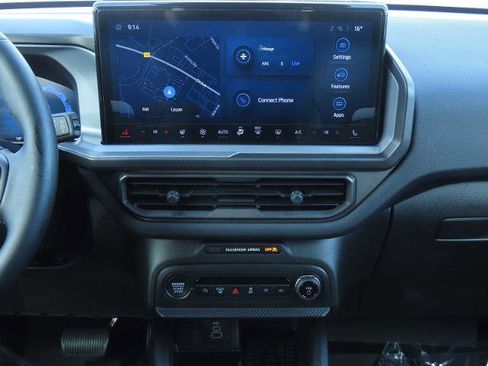 Certified 2025 Ford Bronco Sport Outer Banks w/ Outer Banks Tech Package+ image 30