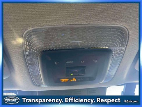 Certified 2023 Toyota Prius XLE image 31