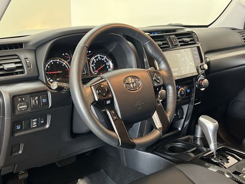 Used 2024 Toyota 4Runner TRD Off-Road Premium w/ Off Road Premium Plus Package AWD/4WD image 15
