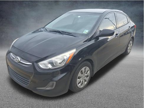 Used 2016 Hyundai Accent SE w/ Option Group 02 FWD image 4