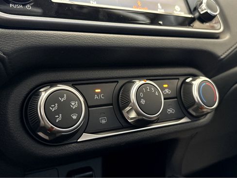 New 2025 Nissan Versa S w/ Lighting Package image 2