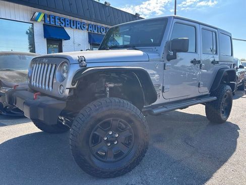 Used 2014 Jeep Wrangler Unlimited Sport w/ Quick Order Package 24S AWD/4WD image 2