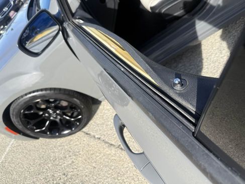 Used 2018 Chrysler 300 S image 10