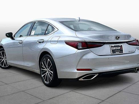 Used 2025 Lexus ES 350 w/ Premium Package image 12