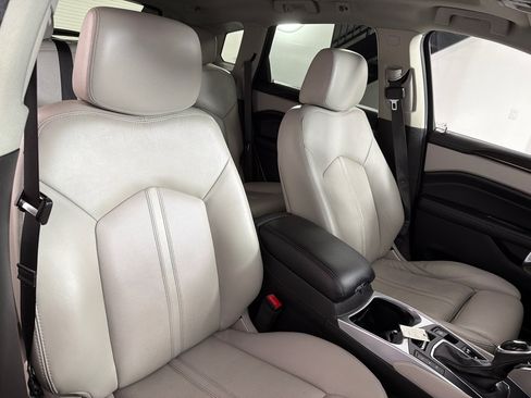 Used 2016 Cadillac SRX Luxury FWD image 23