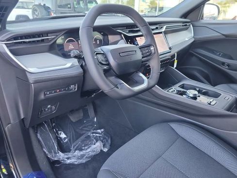 New 2026 Jeep Cherokee Laredo image 18