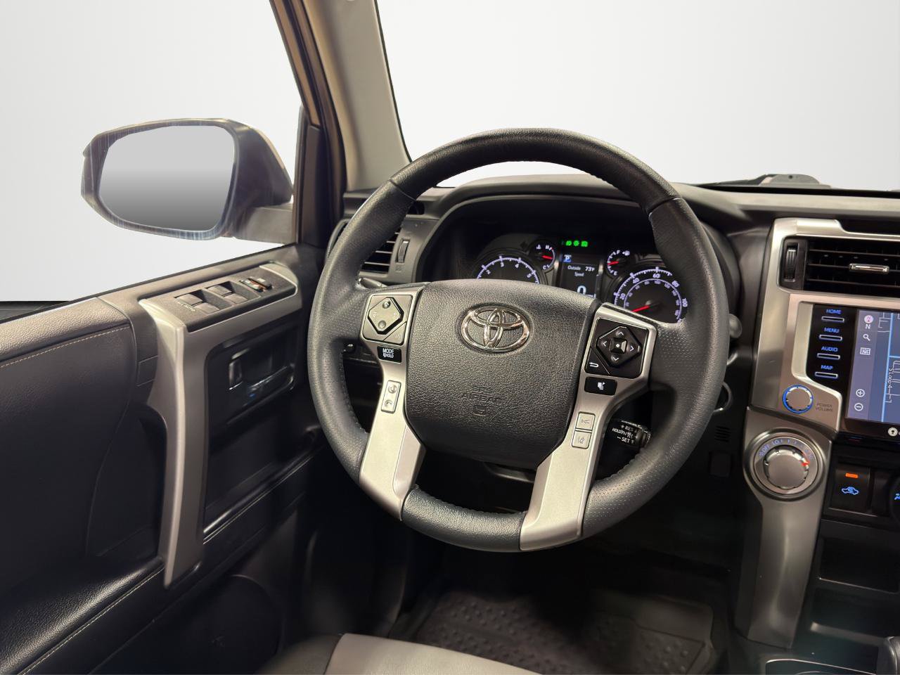 Used 2022 Toyota 4Runner SR5 Premium RWD image 18