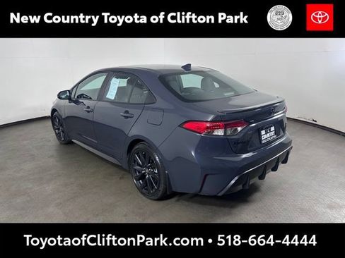 Used 2024 Toyota Corolla SE w/ SE Premium Package FWD image 5