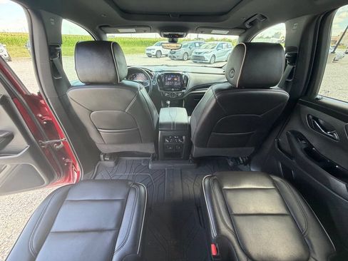 Used 2023 Chevrolet Traverse Premier w/ LPO, Floor Liner Package AWD/4WD image 27