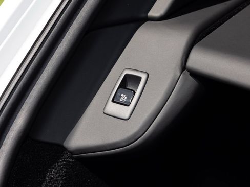 New 2027 Rolls-Royce Cullinan Black Badge AWD/4WD image 64