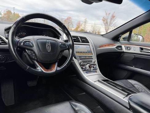 Used 2017 Lincoln MKZ Reserve w/ Climate Package image 20