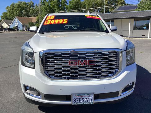 Used 2020 GMC Yukon Denali AWD/4WD image 4