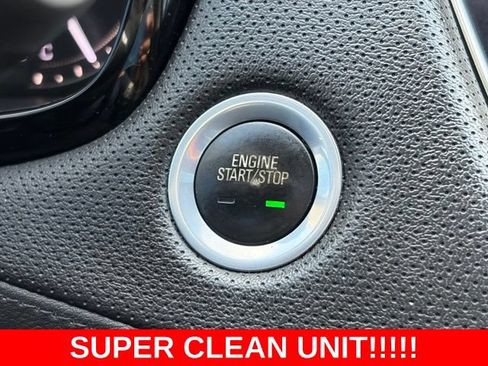 Used 2018 Cadillac XT5 Luxury FWD image 26
