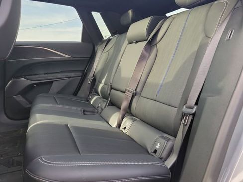 Certified 2024 Cadillac Lyriq Luxury AWD/4WD image 23