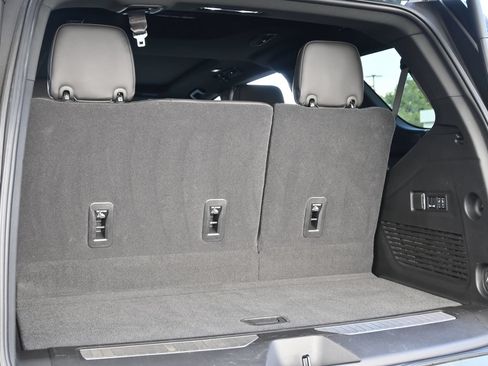 Certified 2026 GMC Yukon AT4 Ultimate AWD/4WD image 24