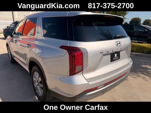 Used 2025 Hyundai Palisade SEL FWD image 2