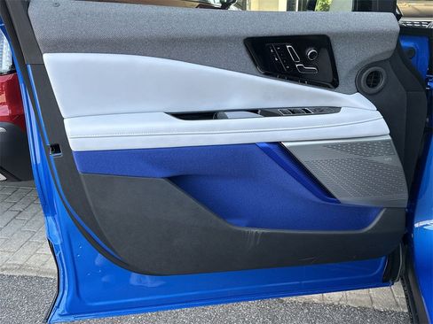 New 2025 Cadillac Optiq Luxury 1 image 10