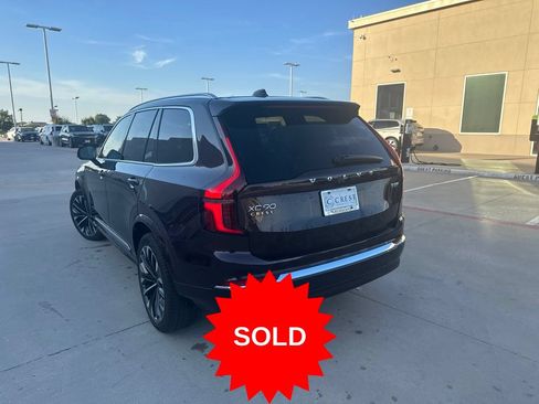 Used 2025 Volvo XC90 T8 Ultra AWD/4WD image 11