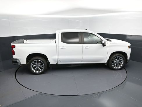 Used 2022 Chevrolet Silverado 1500 LT image 36