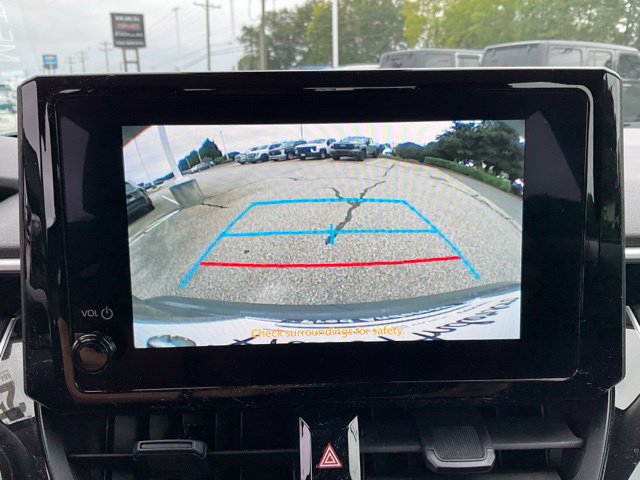 Used 2025 Toyota Corolla LE FWD image 13