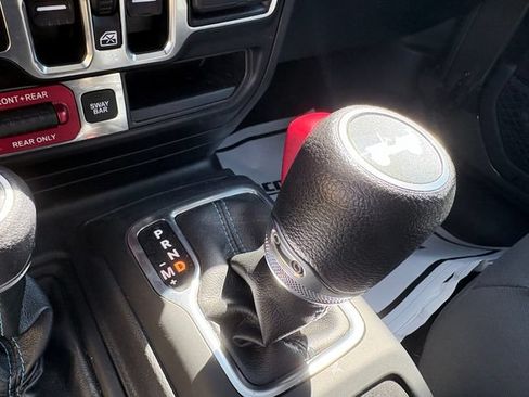 Used 2023 Jeep Wrangler Unlimited Rubicon 4xe AWD/4WD image 20