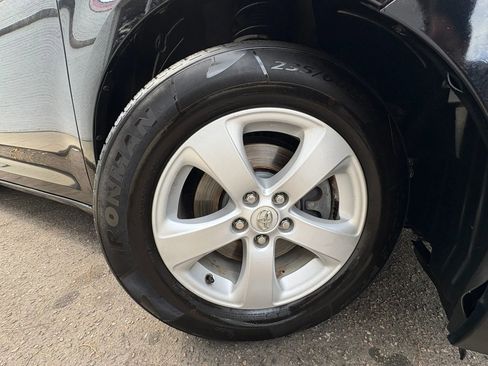 Used 2015 Toyota Sienna LE FWD image 52