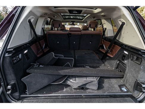 Used 2022 BMW X7 xDrive40i w/ Premium Package image 16