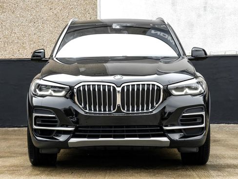 Used 2022 BMW X5 sDrive40i w/ Parking Assistance Package RWD image 5