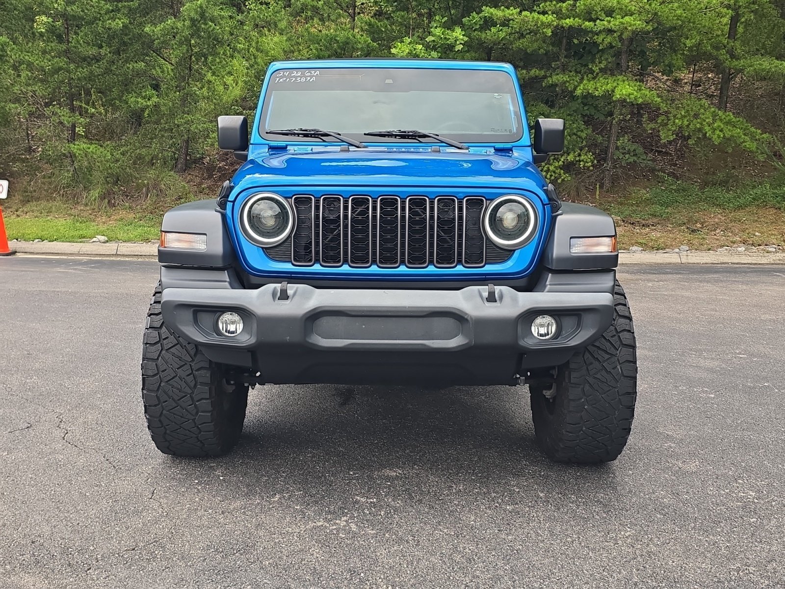 Used 2024 Jeep Wrangler 4WD S image 8
