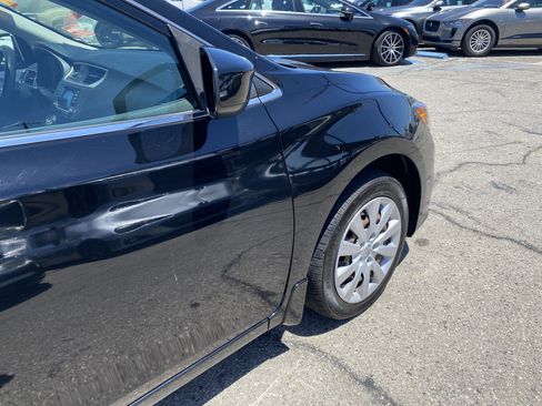 Used 2018 Nissan Sentra S FWD image 27