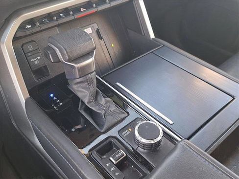 Certified 2023 Toyota Sequoia Platinum image 15