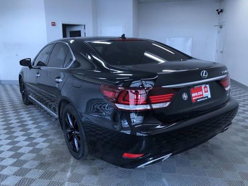 Used 2013 Lexus LS 460 AWD w/ Comfort Pkg image 12