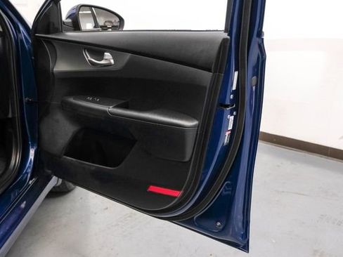 Used 2020 Kia Forte LXS image 42