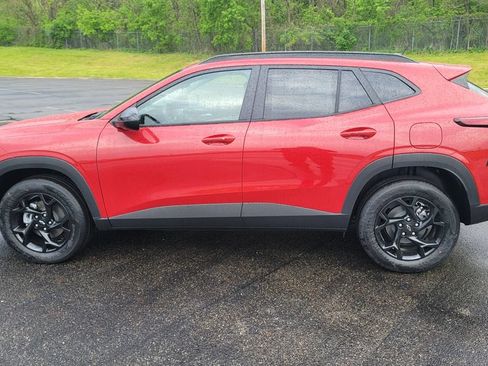 New 2026 Chevrolet Trax LT w/ Driver Confidence Package FWD image 7